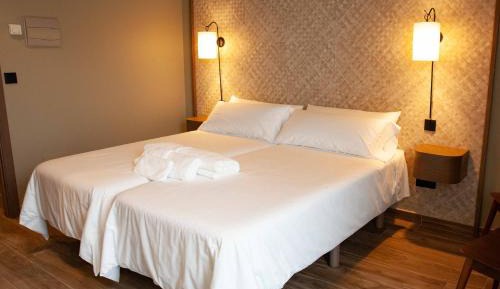 Double or Twin Room with Garden View