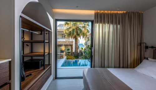 Junior Suite with Private Pool