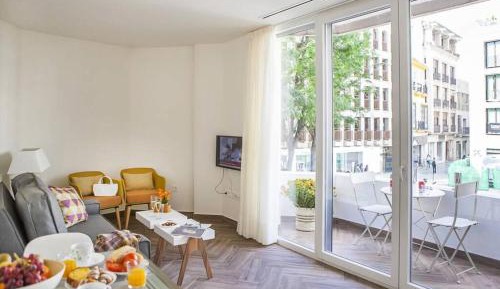 Apartment with Terrace