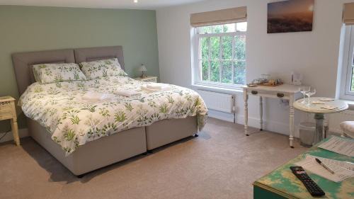 Deluxe Double or Twin Room with Garden View