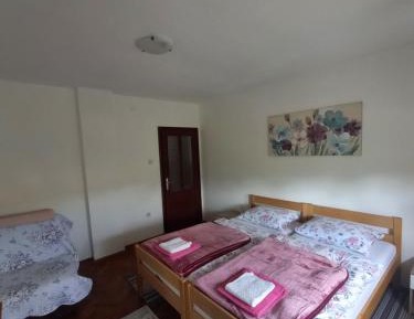 Twin Room with Shared Bathroom