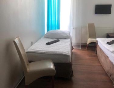 Small Twin Room