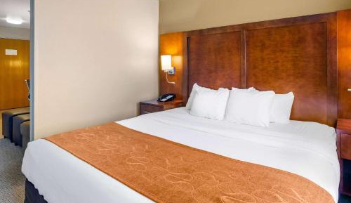 Upgrade King Suite - Accessible/Non-Smoking
