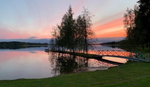 Two-Bedroom Apartment with Lake View