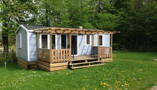 Mobile Home (4 Adults)