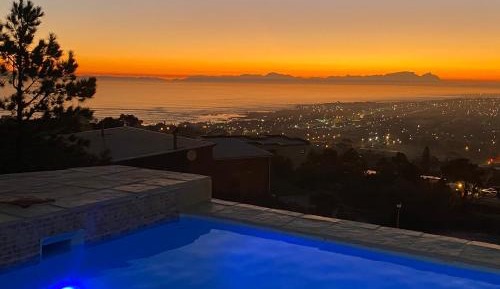 Queen Room with Sea View