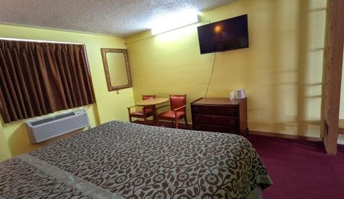 Standard King Room