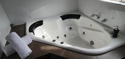 Double Room with Spa Bath