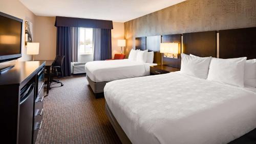 Queen Room with Two Queen Beds