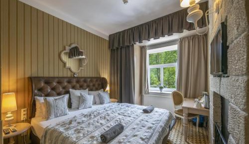 Standard Double or Twin Room