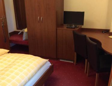 Small Double or Twin Room