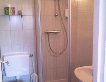 Small Triple Room - Non-Smoking