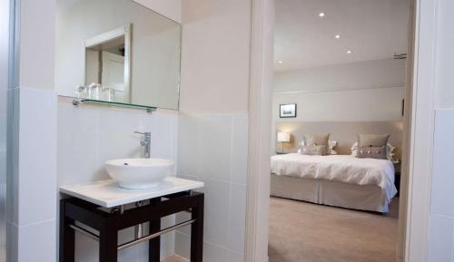 Deluxe Double Room with Shower