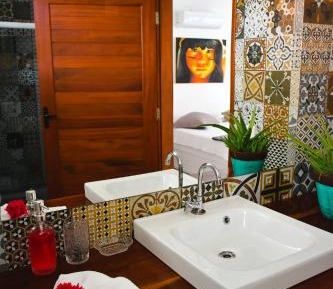 Triple Room with Pool View