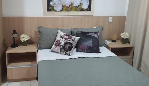 Apartment with Lake View