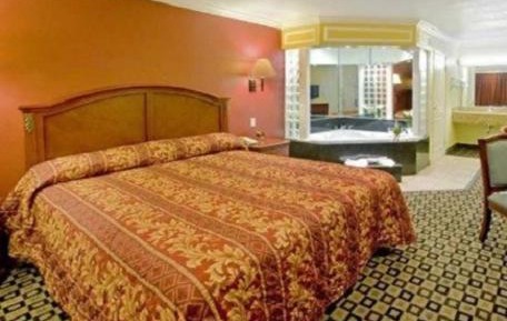King Room with Spa Bath
