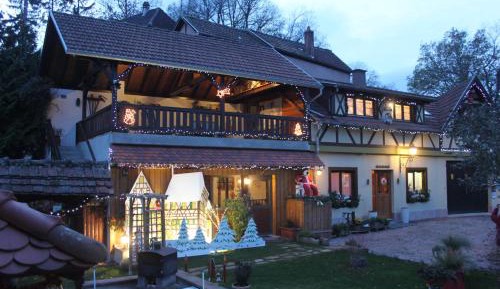Two-Bedroom Cottage (4 Adults) 