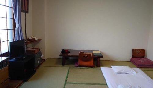Japanese-Style Room with Shared Bathroom and Mountain View - Non-Smoking - Breakfast Included