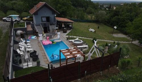 One-Bedroom Villa