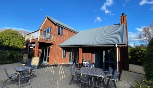 Four-Bedroom Holiday Home