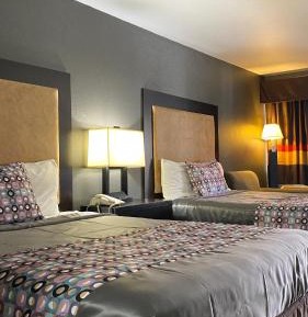 Queen Room with Two Queen Beds - Non-Smoking