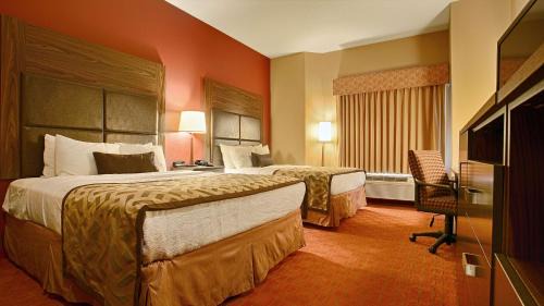 Queen Room with Two Queen Beds - Non-Smoking