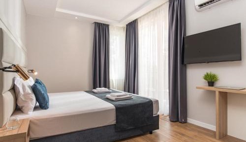 Standard Studio with Side Sea View