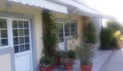 King Studio with Sofa Bed