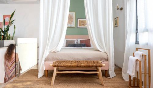 Deluxe Suite with Spa Bath
