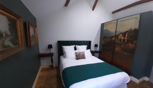 Queen Room with Balcony
