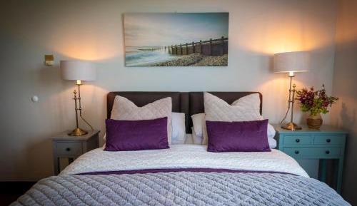 En-suite Double Room with River View