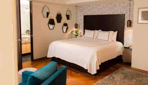 Standard King Room
