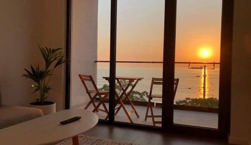 Family Room with Sea View