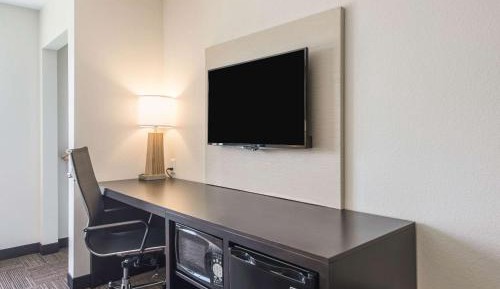 King Room - Accessible/Non-Smoking