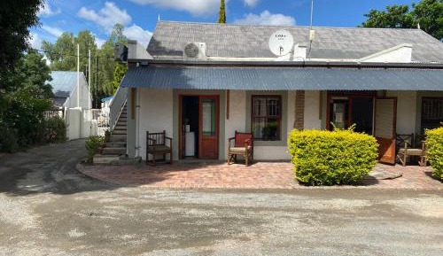 Standard Twin Room with Garden View