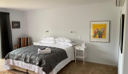 Deluxe King Suite
