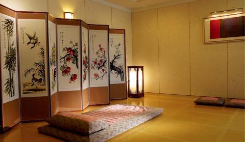 Korean-Style Suite