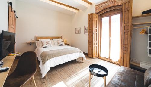 Deluxe Double Room with Balcony