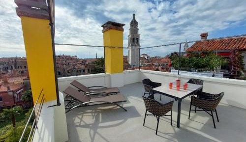 Apartment with Terrace