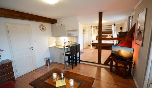 Queen Suite