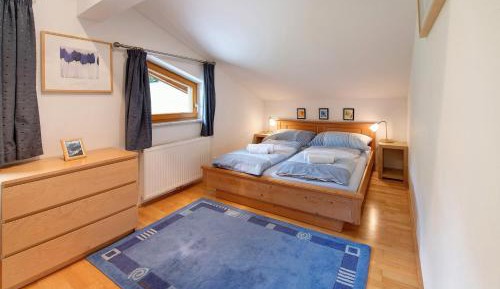 Superior One-Bedroom Apartment with Balcony