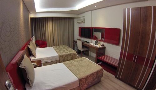 Deluxe Double or Twin Room