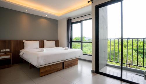 Superior King Room