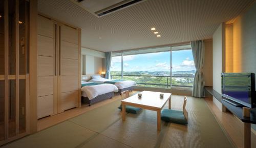 Family Room with Sea View