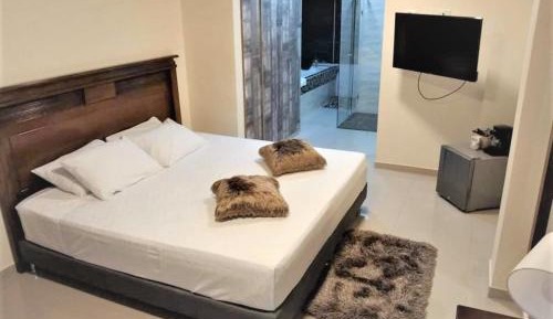 King Suite with Spa Bath