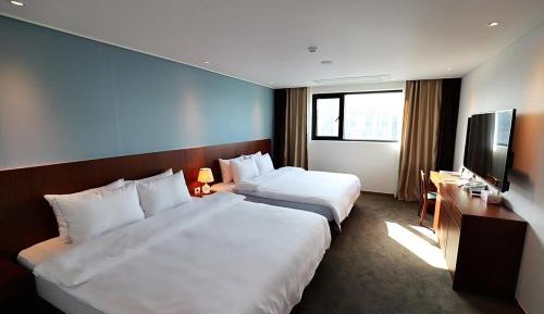 King Suite with Ocean View