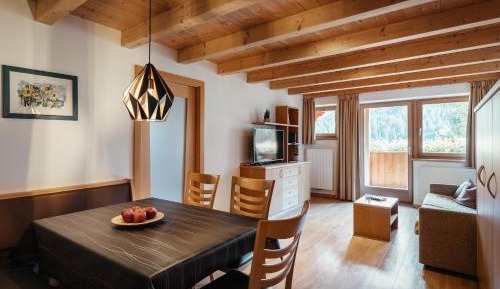 Two-Bedroom Apartment (4 Adults)