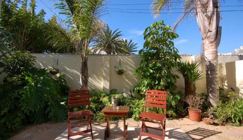 Deluxe Double or Twin Room with Garden View