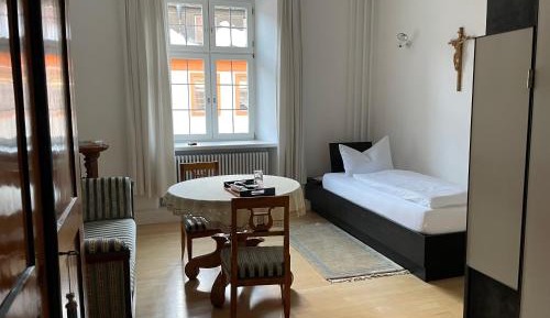 Single Room with Bathroom