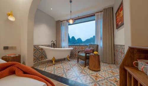 Deluxe Double Room with Bath